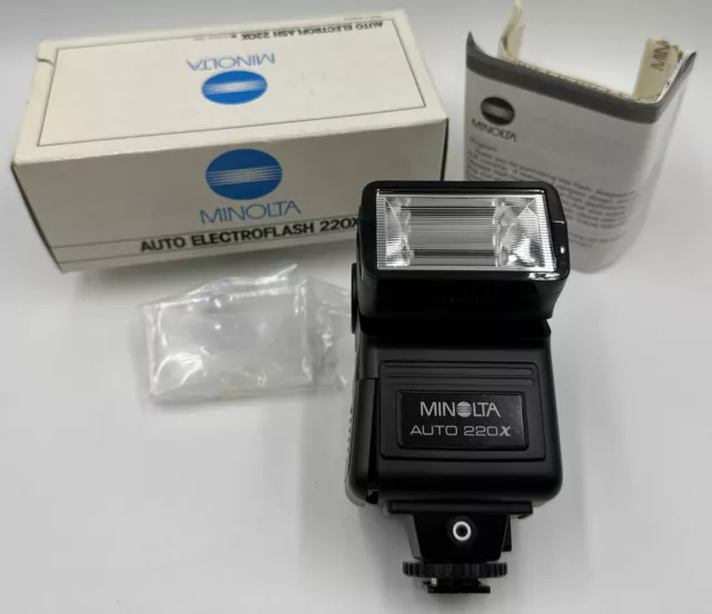 Minolta Auto 220X Electro Flash Electronic Flash F/Analog Minolta Tested! Works!