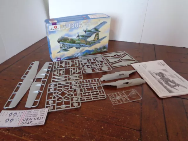 AMODEL 1437 C-130A Hercules Maßstab Flugzeug 1/144 - Kunststoff Modellbausatz