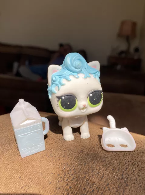 LOL Surprise Pets Series 3.  Royal Kitty, Milk Jug(Missing Me-ow) &Kitty Scoop
