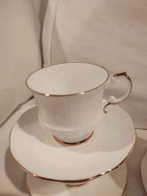 Set 4 Elizabethan Fine Bone China Demitasse Tea Cups & Saucers