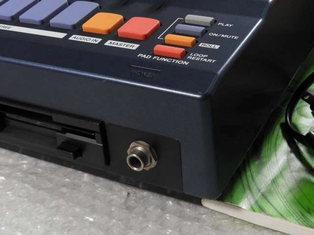 Yamaha SU700 séquenceur d'échantillonnage d'usine musicale excellent + mémoire de travail 34 Mo 9