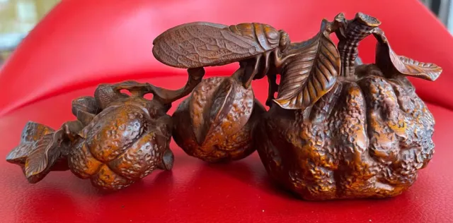 GY054 -  18 X 7.5 X 7 CM  Boxwood Carving Figurine Statue : Cicada and Fruit Nut