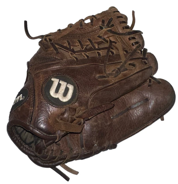 WILSON A950 BASEBALL Glove 11.75 Right Hand Dark Brown Leather