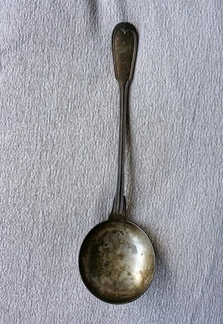CHRISTOFLE Louche ancienne en métal argenté et ébène 40cm