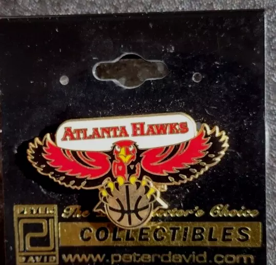 Peter David NBA Atlanta Hawks Team Logo Hat /Lapel Pin New on Card