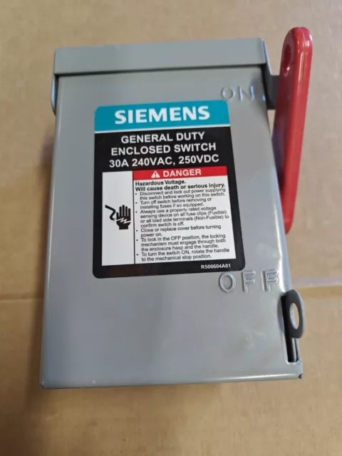 New Siemens Gnf221A General Duty Enclosed Safety Switch 30 Amp 240 Vac  250Vdc