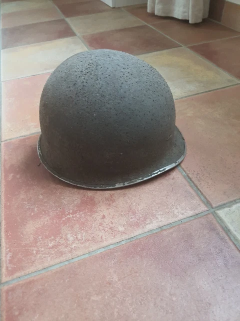 Casque Militaire De Soldat Américain De La Seconde Guerre Mondiale Capuchon De Protection Vert Munitions Et Uniformes Dessin Anime Plat Vectoriel