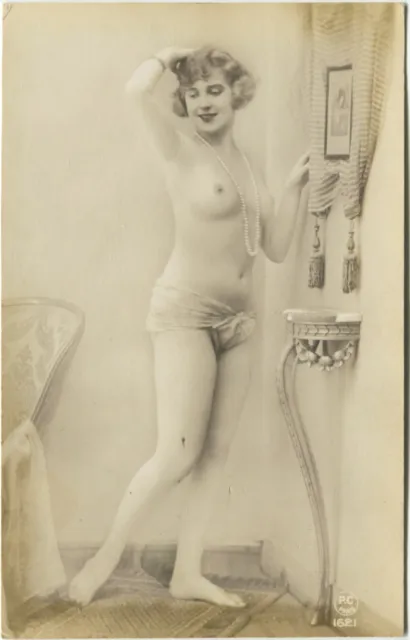 FRENCH NUDE, RISQUE, ORIGINAL 1920'S - Glamour Postcard P C, Paris