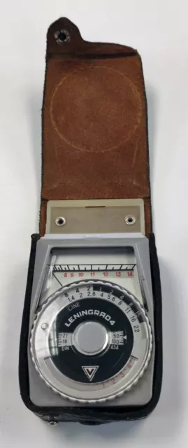 Vintage Russian 'Leningrad 4' Camera Exposure Light Meter & Case