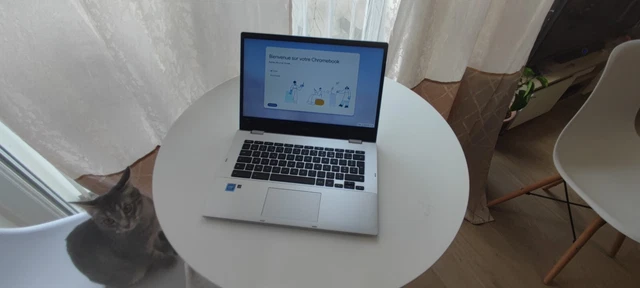 Notebook PC ASUS.  Model CX1400CN