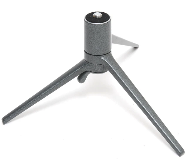 Vintage Table Tripod Hammertone TOOUG 14100 tripod by Leitz Wetzlar