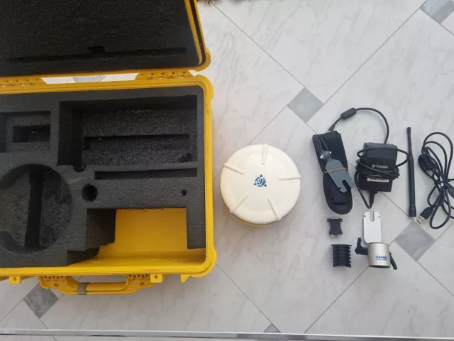 Trimble R8 GNSS GPS Empfänger Rover Mit ORIGINAL Koffer