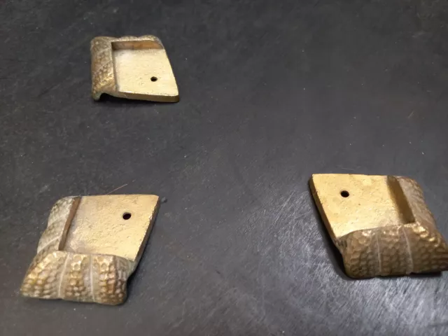 3 Piezas Antiguas De Bronce Para Esquinas O Sim. Ver Descripcion