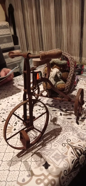 Jouet en bois Mickey ancien à roulettes des années 50 Vilac Jura