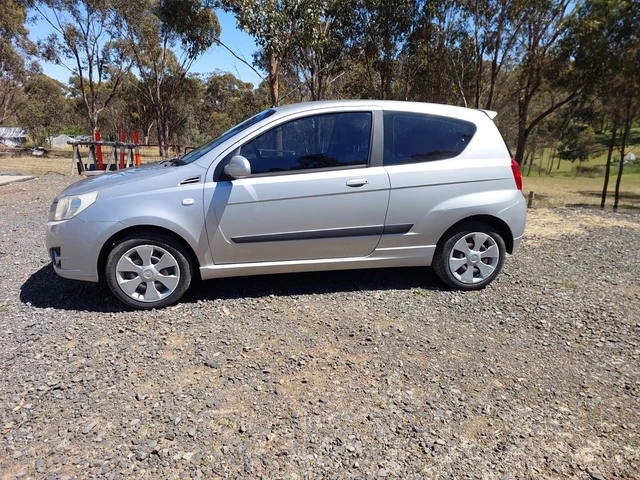 Holden Barina 2009 Hatchback 2