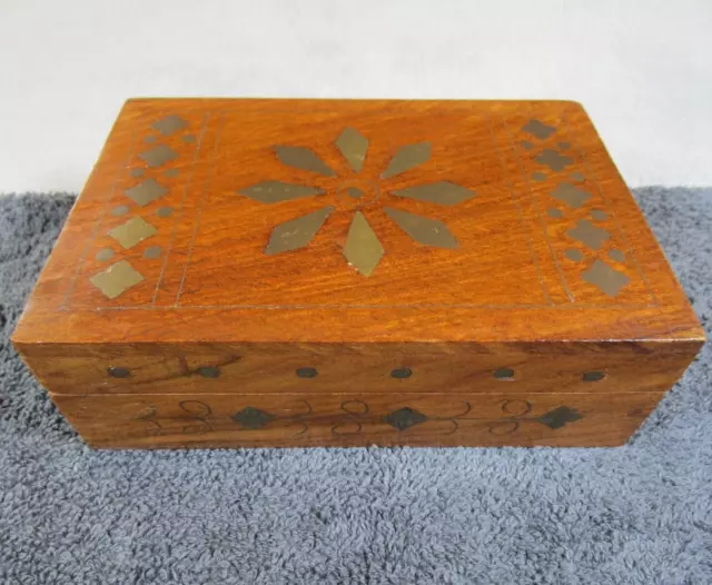 Lovely Vintage Mendez Handcrafted Wooden Jewellery Trinket Box With Brass Inlay