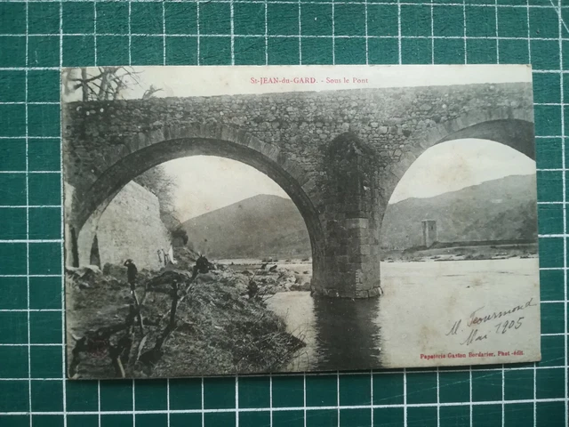 sd306 CPA BE Circa 1900 Saint Jean du Gard - pont DU Gardon - animée