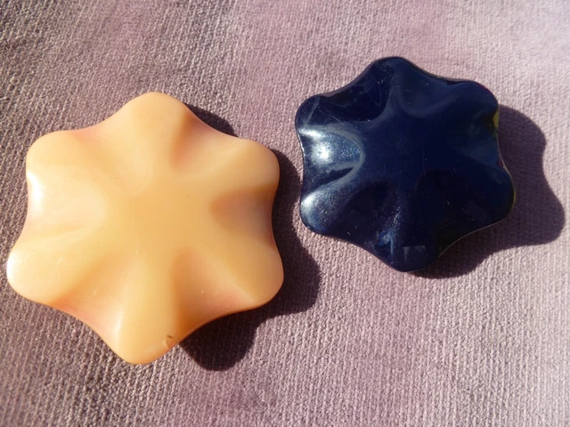 Lot De 11 Boutons Anciens Vintage Bleu Marine - Pour Couture Ou Décoration - Occasion
