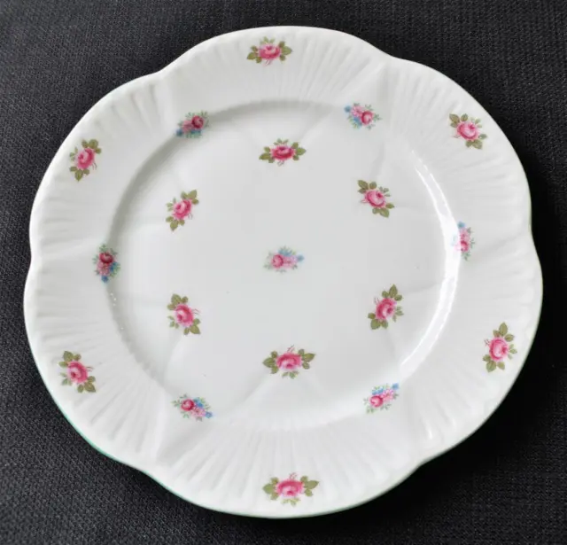 Vintage SHELLEY Bone China England ROSEBUD Dainty Pattern #13426 8 1/4" Plate