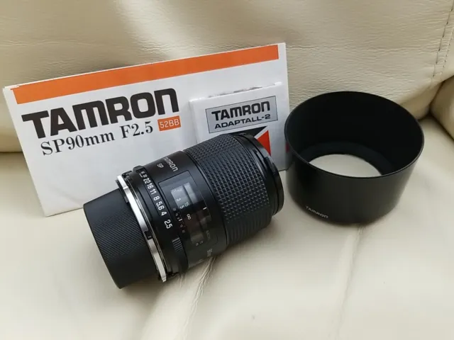 Tamron SP AF 90mm F/2.5 Macro Prime Lens for NIKON F Mint