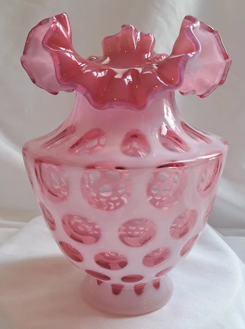 VINTAGE FENTON CRANBERRY Coin Dot Ruffle Edge Vase $69.75
