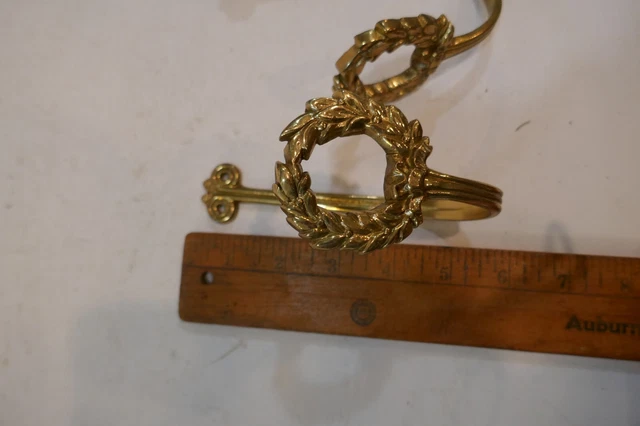 Rare Antique Luarel Wreath  Pair Wall Mount Hooks Brass Floral  Wreath 3