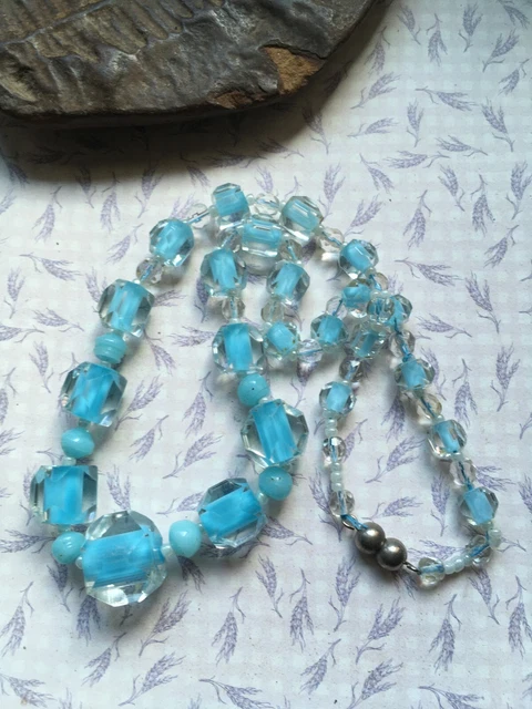 ANCIEN COLLIER 3 rangs en chute perles facettées en jais EUR 20,00 - FR