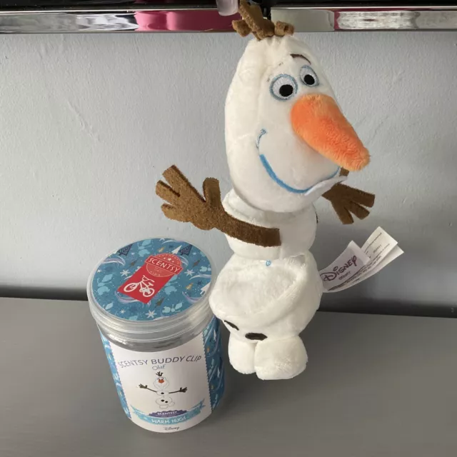 Scentsy Frozen Olaf scented buddy clip. Perfect gift ! New