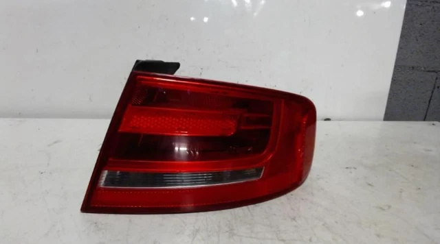 Feu Arrière Droit Pour Audi A4 Avant 8K/B8 - Référence 8K9945096, Occasion Fonctionnel - Compatible Modèles 2007-2012
