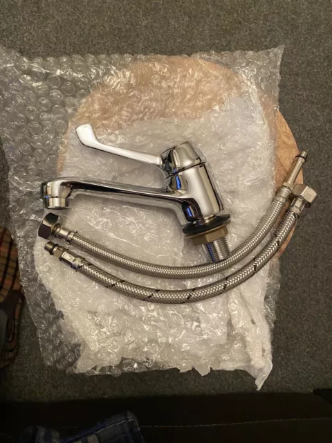Pegler Performa 401 lever operated basin mixer spray tap in chrome. 319007