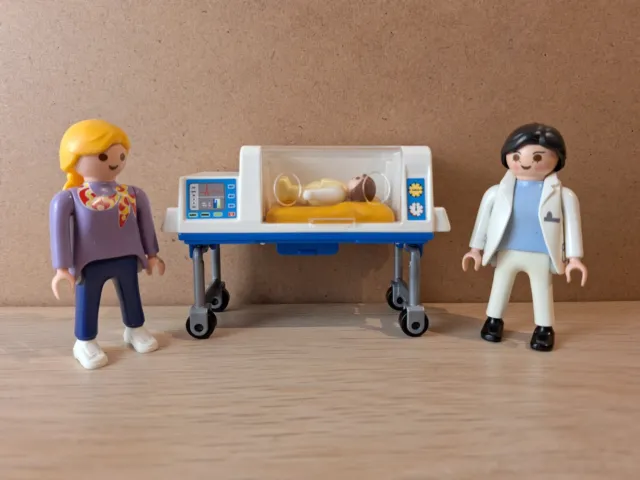 Playmobil Kinderarzt Notarzt Inkubator aus 4225 Krankenhaus Klinik City Wohnen