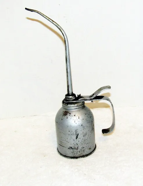 Vintage Eagle Oil Can Thumb Trigger Hydraulic Pump Oiler No. 28