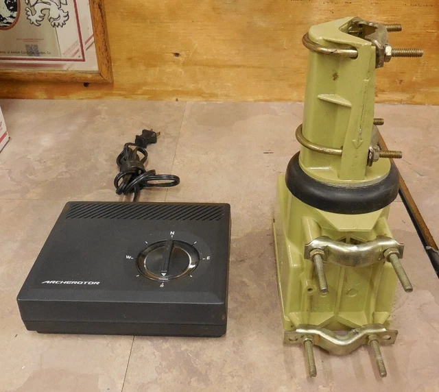 RADIO SHACK ANTENNA Rotator And Control Box 151225B (Channel Master