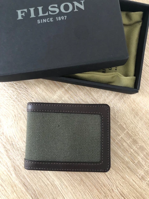 Filson Tags FILSON OUTFITTER WALLET Otter Green. Made in USA. New with tags. EUR ...