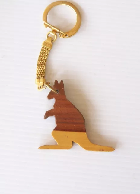 Vintage Kangaroo Australia Animal Fauna Souvenir Wooden Key Chain Keyring