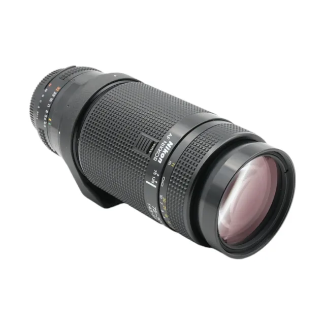 Objektiv Tele Nikon AF Nikkor 75-300mm 75-300 mm 4.5-5.6 1:4.5-5.6