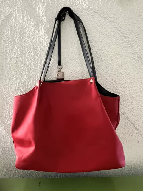 Women's Guess Jaxi Green Khaki Red Nylon Tote Girlfriend Carryall 2