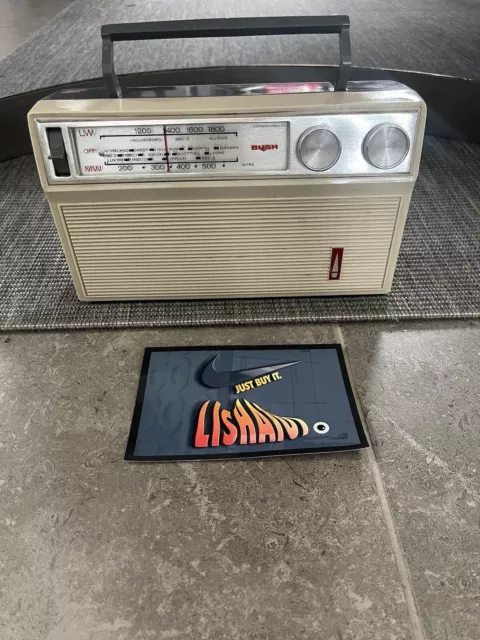 Vintage/Retro Bush Tr122 Transistor Radio Retro 1970er Jahre