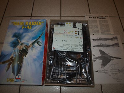 Maquette d'avion en plastique IDF F-16D Barak 1/48
