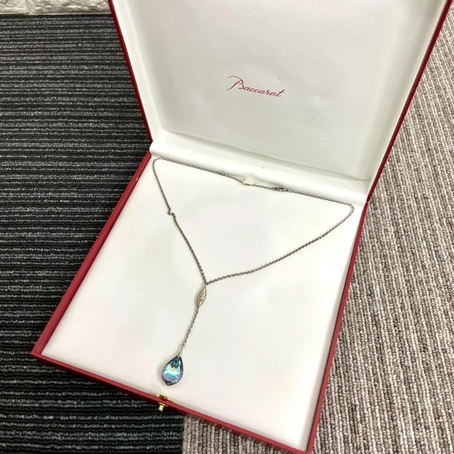 Collier Pendentif Baccarat En Cristal - Forme étoile De Mer, Longueur ~53 Cm, Avec Son Coffret, Occasion Parfait état