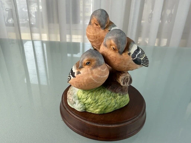 Figurine De Collection En Porcelaine Chien 14 X 24 Cm - Excellent état, Sans Marque
