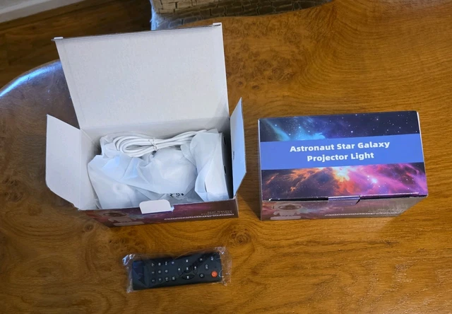 2 X ASTRONAUT LED Starry Galaxy Projector Night Light Nebula Moon Star ...