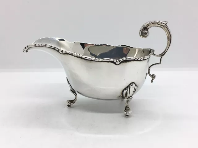 18th Century Irish Solid Silver Gravy Boat / Sauce Jug - Splits to silver