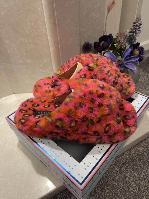 Animal discount bollo slippers