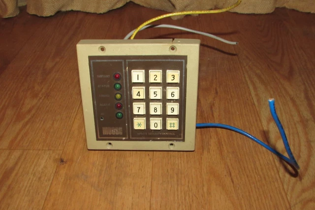 Moose MPI-775 Security Control Panel B9136 MCL-700-1     #2088