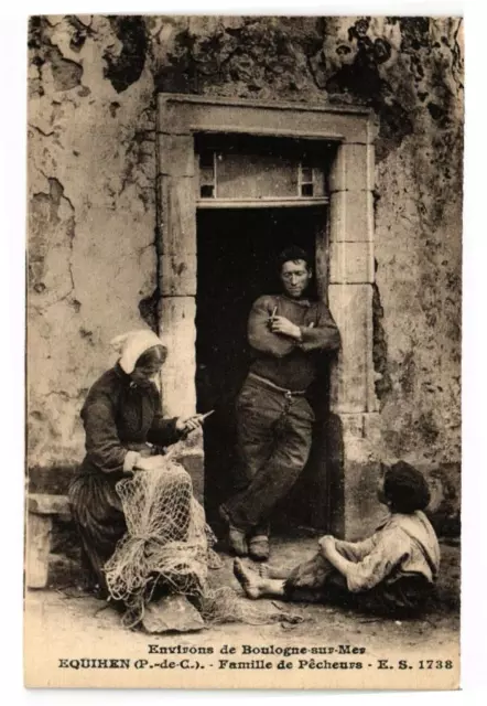 CPA Environs de BOULOGNE-sur-MER - ÉQUIHEN - Famille de Pécheurs (196118)