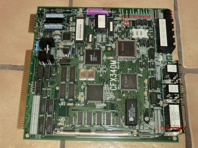 CFX340M (Labtronix ?) Platine mit unbekanntem Spiel