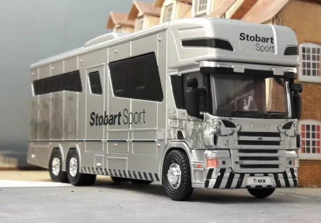 1:76 Eddie Stobart Scania Chevaux Highline P380 Oakley Echelle Course Polo