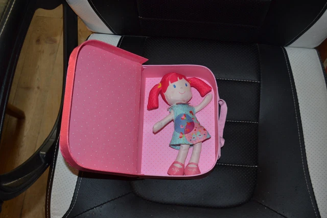 valise poupee