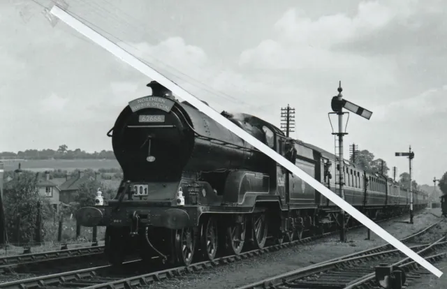 a view of 62666 northern rubber special at bourne end in 1953